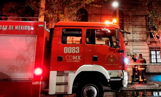 Incendio en la colonia Peralvillo deja tres personas intoxicadas