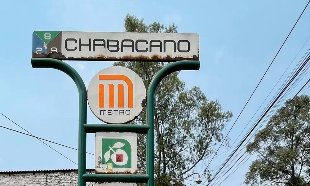 Violenta pelea en el Metro Chabacano de la Ciudad de México