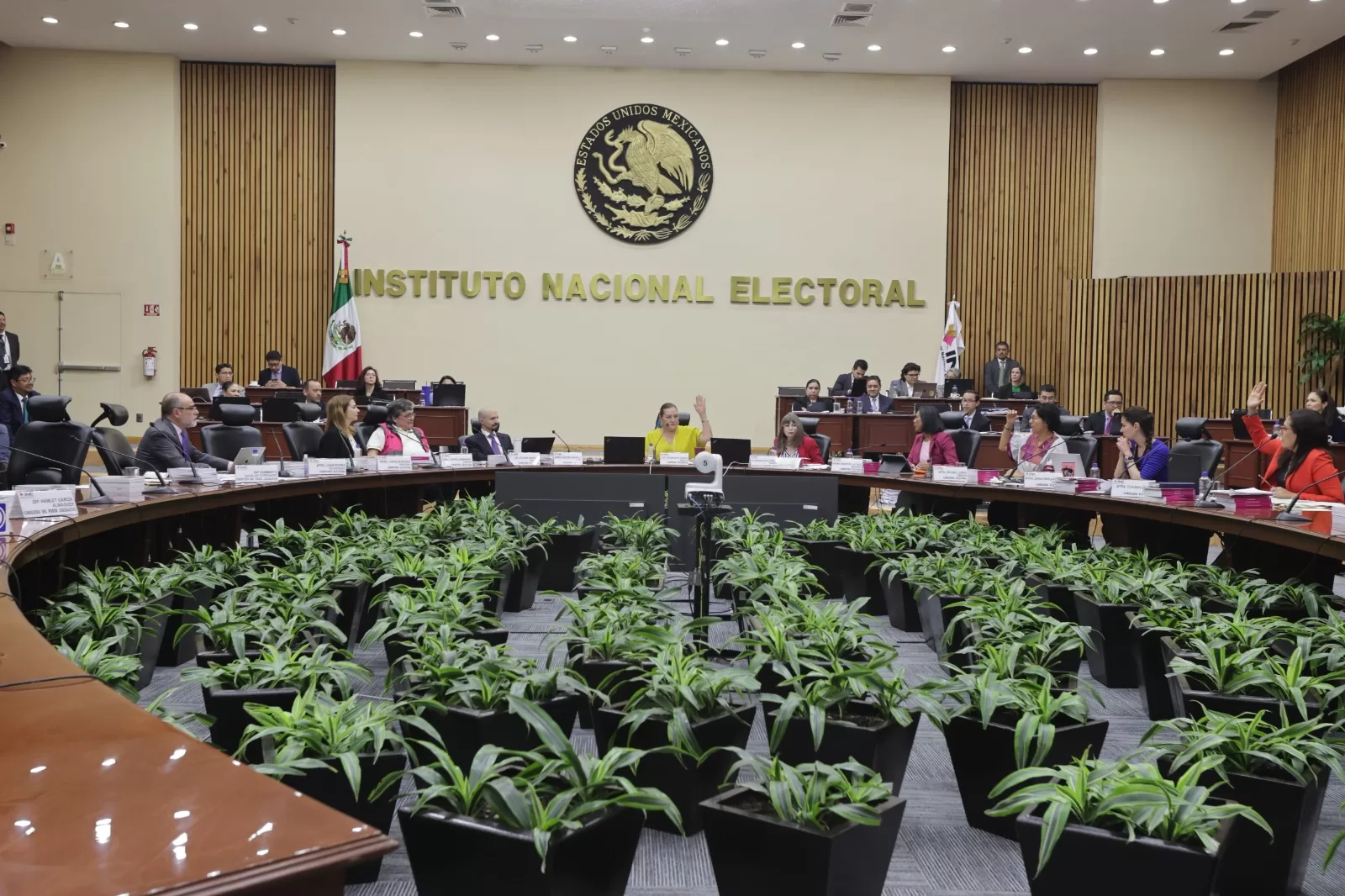 INE aprueba el registro de las candidaturas a la Presidencia de la República