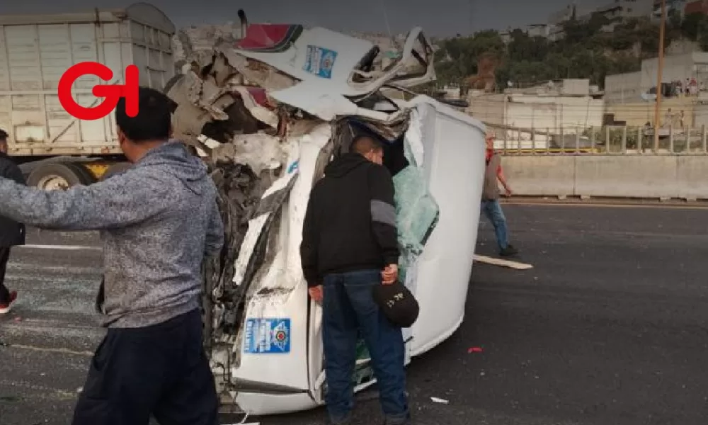 Combi choca contra pipa en accidente de la México – Pachuca