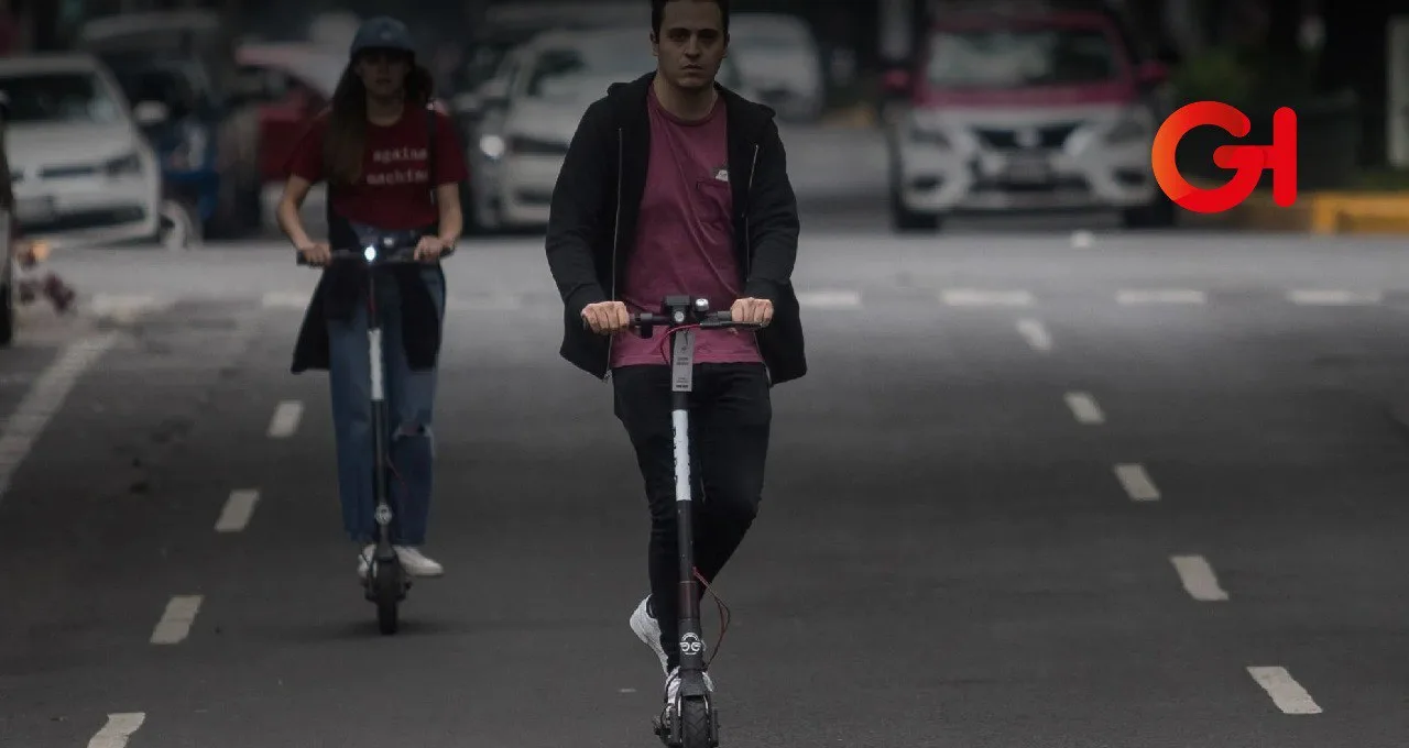 Gobierno de la CDMX busca regular bicicletas eléctricas y monopatines ante riesgos viales