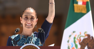 Asamblea en el Zócalo: Sheinbaum celebra pausa en aranceles de Estados Unidos